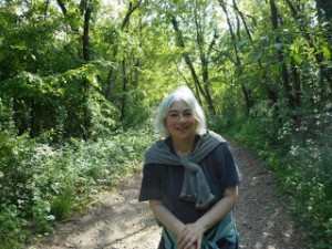 Ostfriesenkrimi Autorin Andrea Klier Spaziergang im Wald
