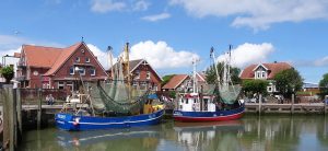 Hafen und Hotel Neuharlingersiel